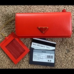 New Prada vetello move Red Wallet.